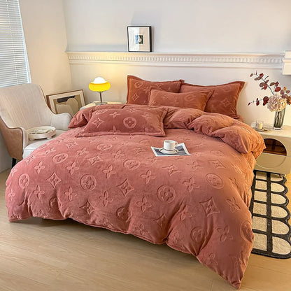 Washlo VelvetDream 4 Piece Bedding Set (Duvet Cover + Fitted Sheet + 2 Pillowcases)