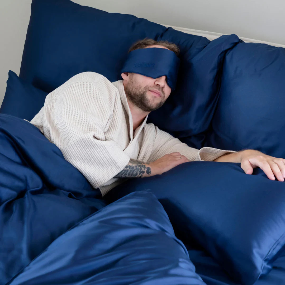 Bedding Set (Duvet Cover + Fitted Sheet + 4 Pillowcases)